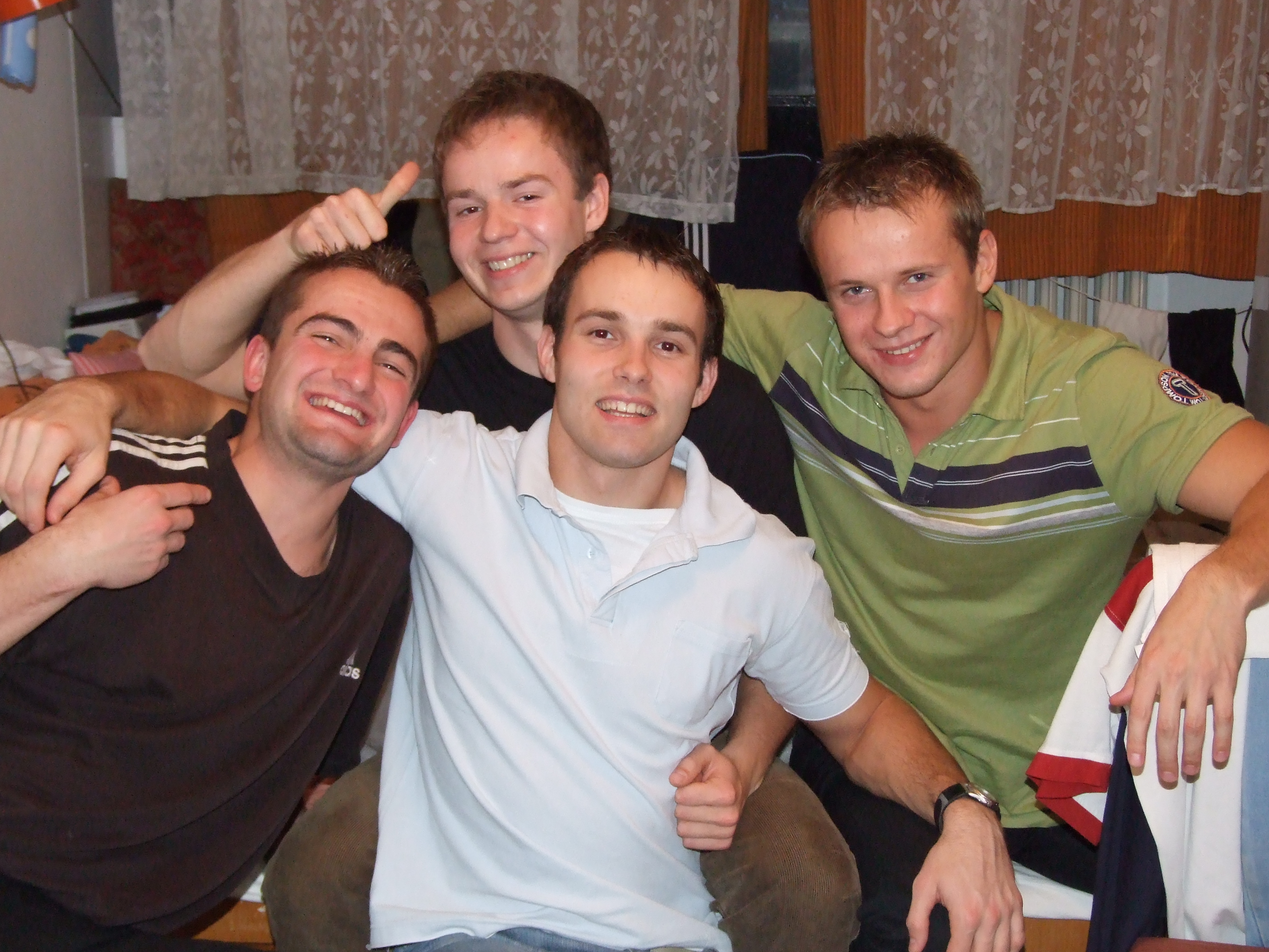 Zopar spravnych chlapov1.JPG